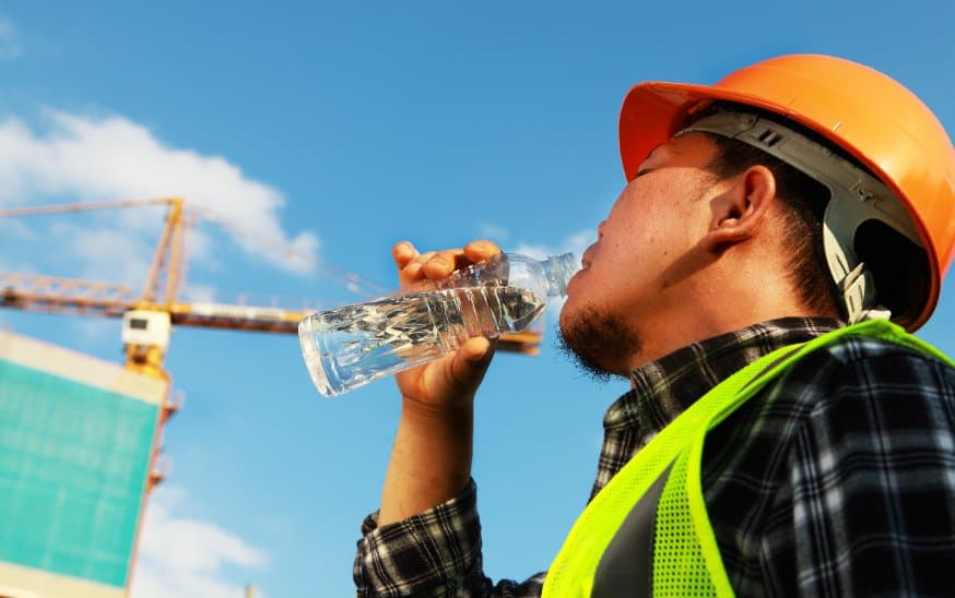 Working safely outdoors in heat and sun